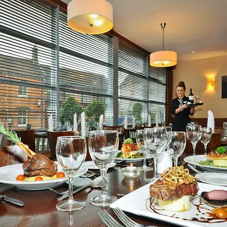 Station House Hotel 3*