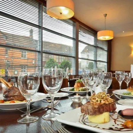 Hotel Station House 3*