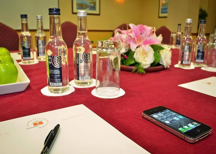 فندق Station House