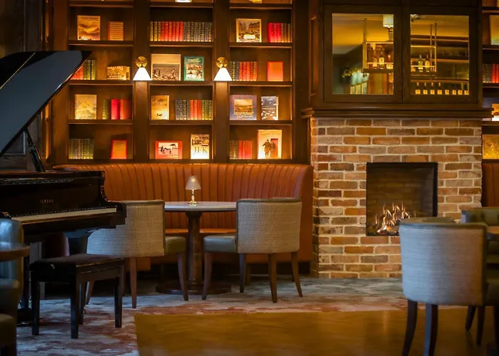 Отель Station House