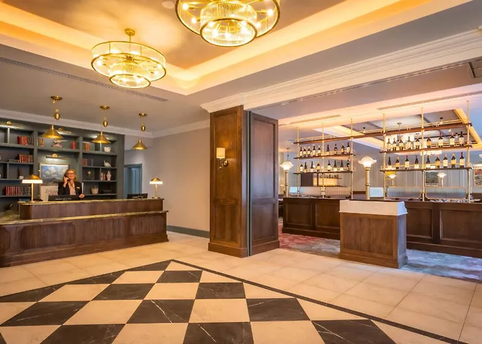 Отель Station House 3*