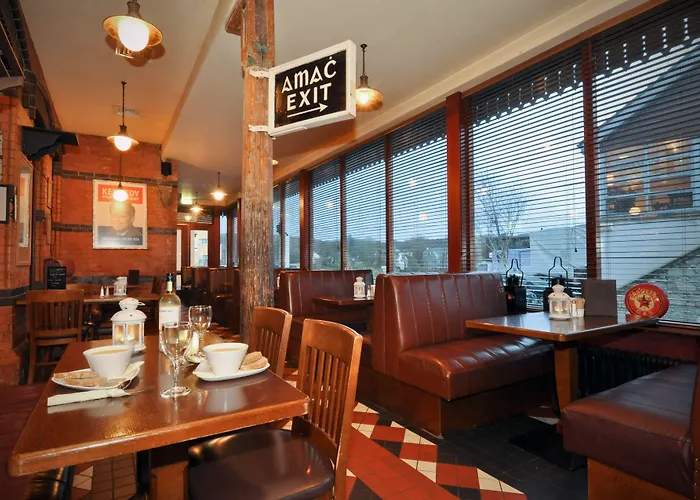 Station House Клифден