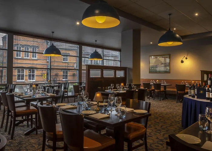 Station House Отель