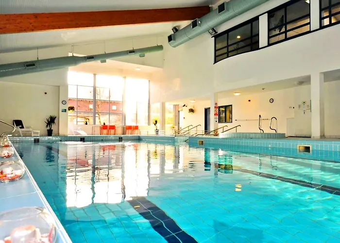 فندق Station House